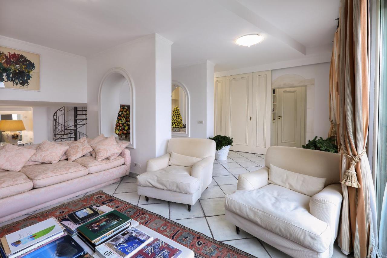 Апартаменты Bellavista House Таормина Экстерьер фото